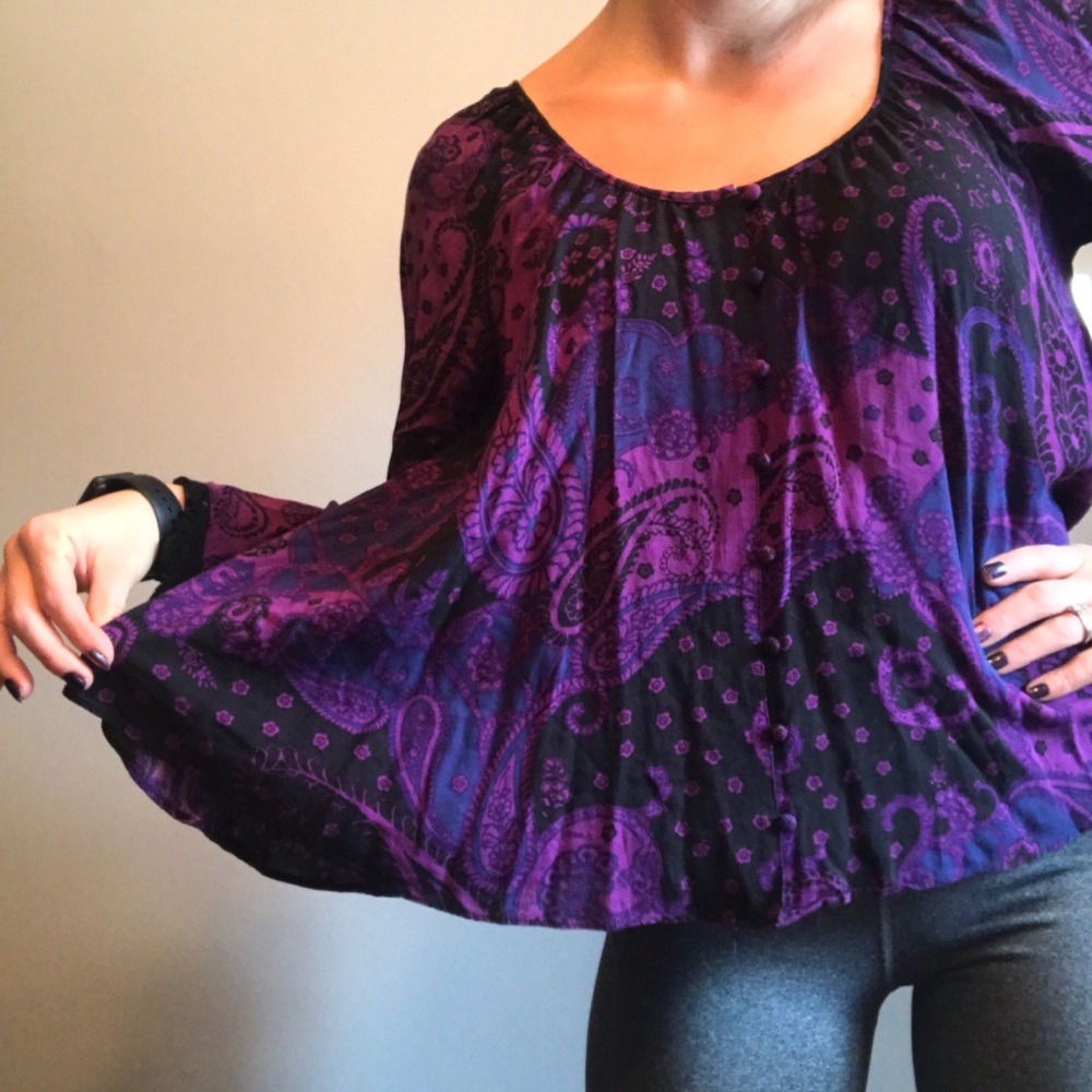 Express Flowy Top 💜 - Picture 5 of 8